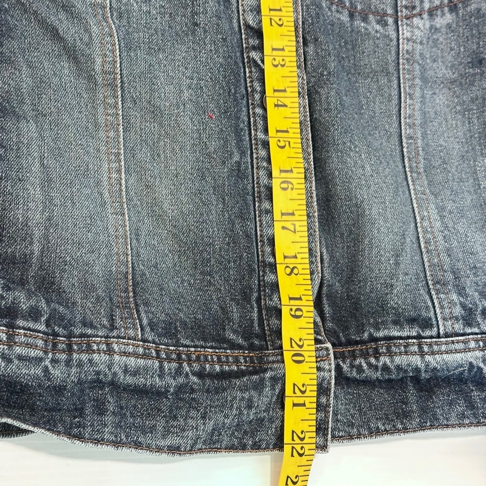 2/$15 Denim Trucker Jean Jacket Women's Size M Trucker Snap Front Pockets - Picture 8 of 8